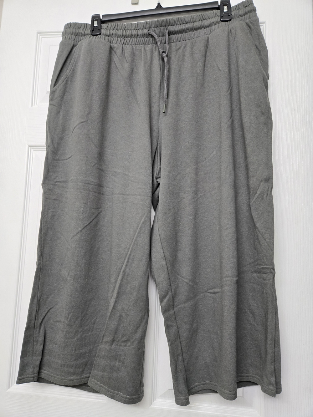 Terra & Sky Green Drawstring Wide Leg Crop Pants
